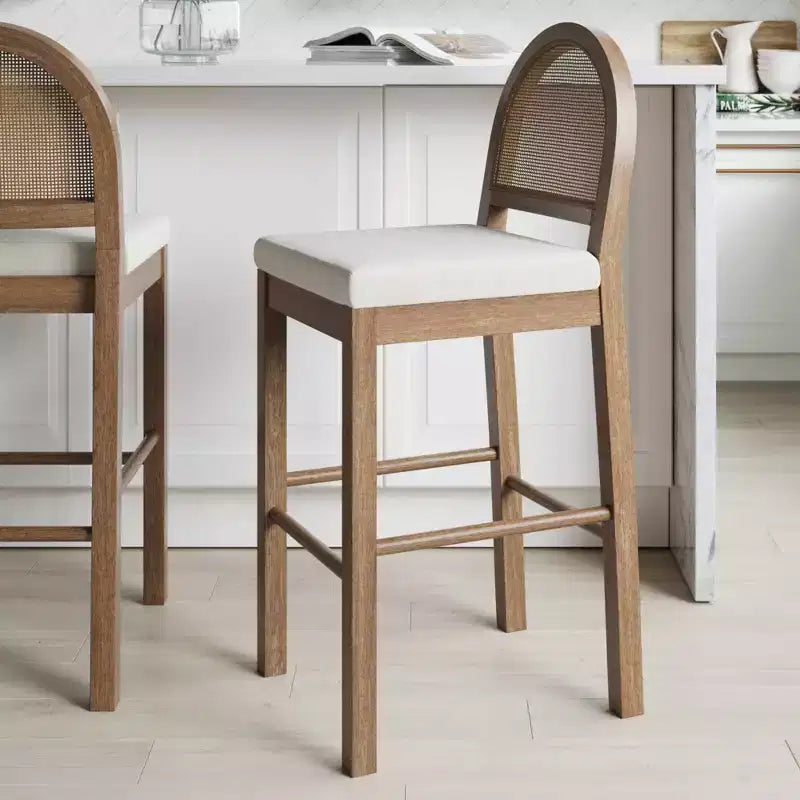 Tabouret de bar Boucle hauteur comptoir avec dossier en rotin, marron clair, 29 po