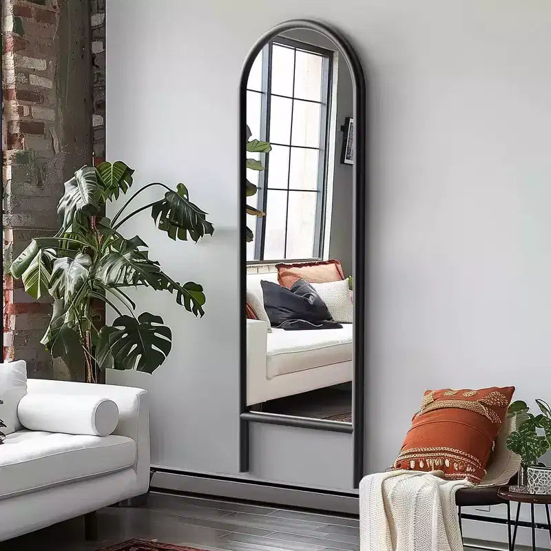 Miroir pleine longueur à cadre en bois, dessus arqué, inclinable